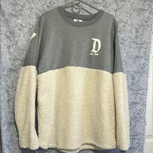 Disneyland spirit, jersey Gray and Cream Sweater